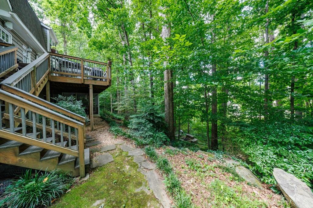 4002 Edgewood Court