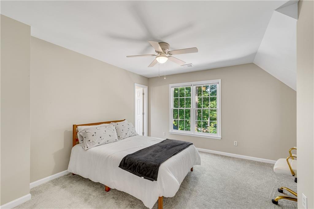 524 Summer Terrace