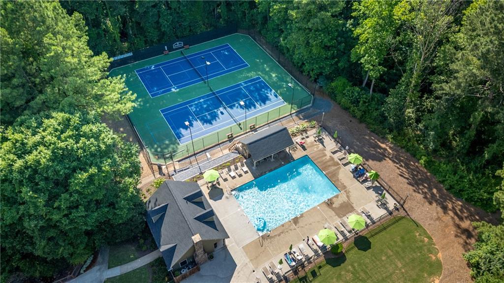 524 Summer Terrace