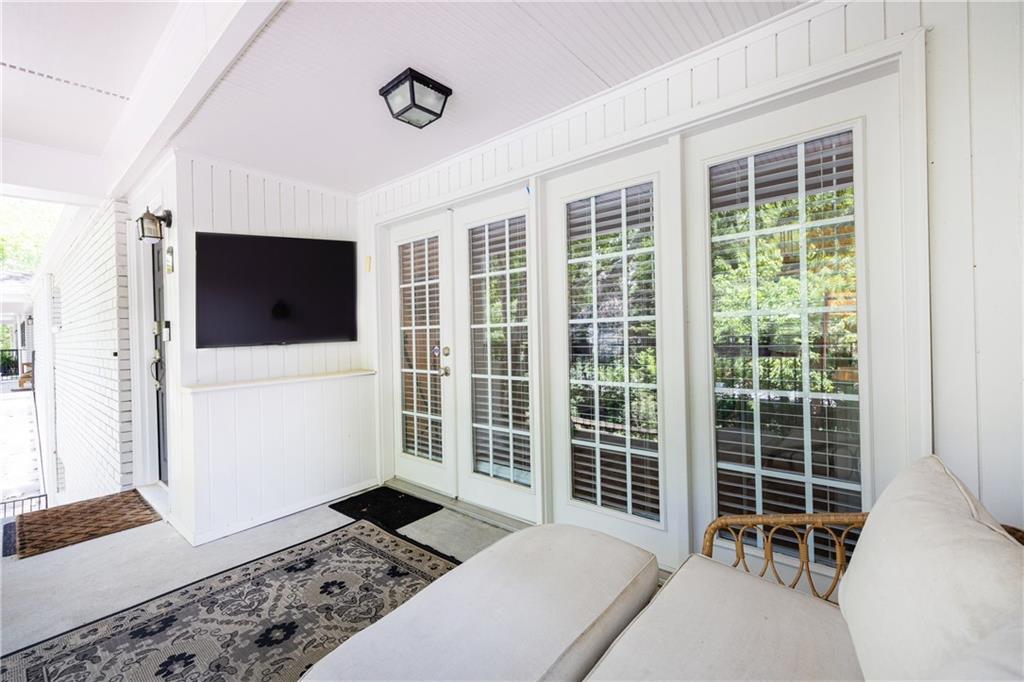 311 Peachtree Hills Avenue NE Unit 12F