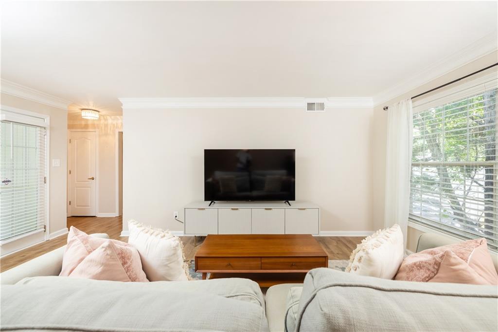 311 Peachtree Hills Avenue NE Unit 12F