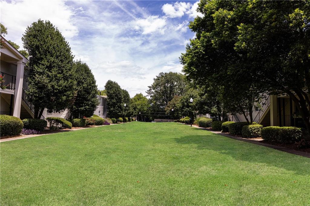 311 Peachtree Hills Avenue NE Unit 12F