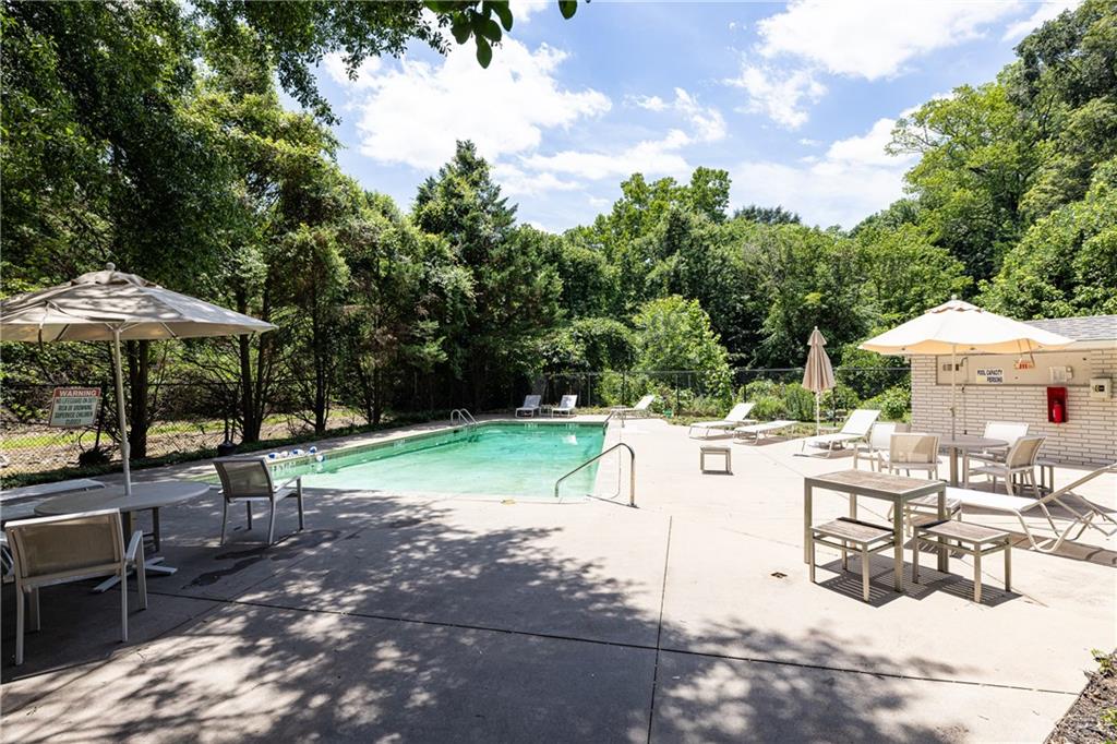 311 Peachtree Hills Avenue NE Unit 12F