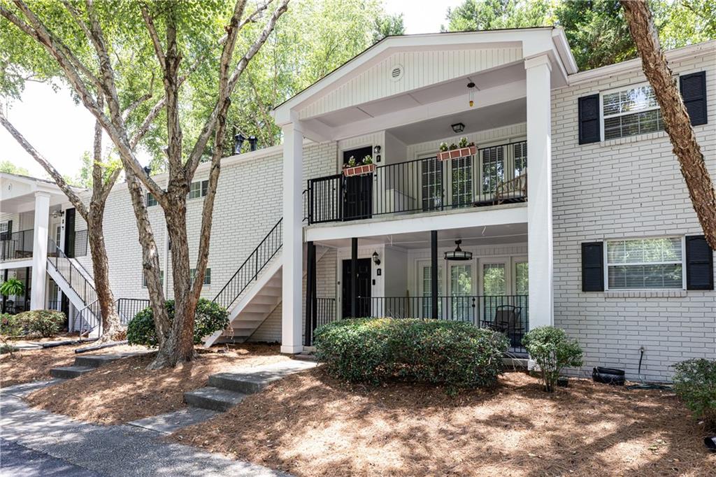 311 Peachtree Hills Avenue NE Unit 12F