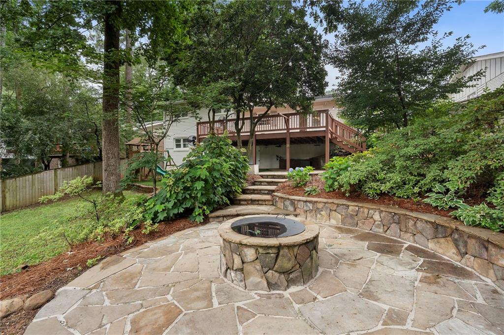 2353 Cortez Way NE