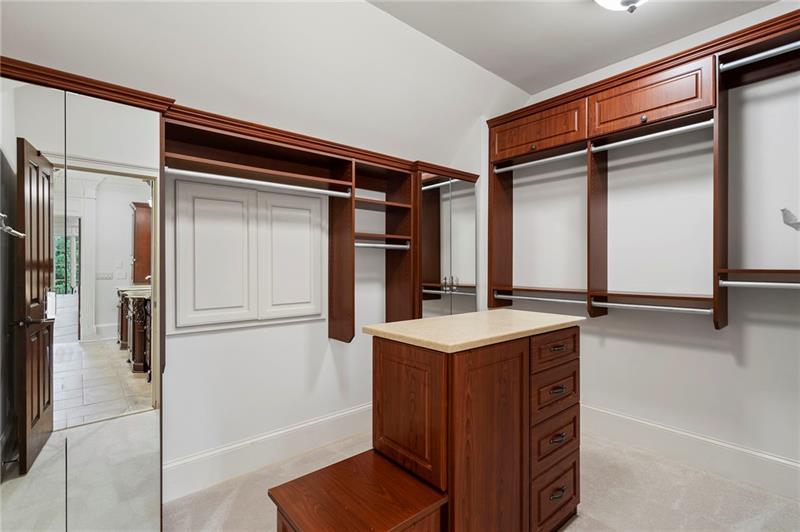 989 Middle Fork Trail