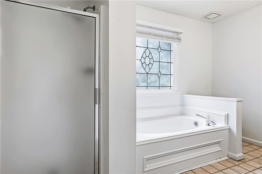 621 Radford Circle