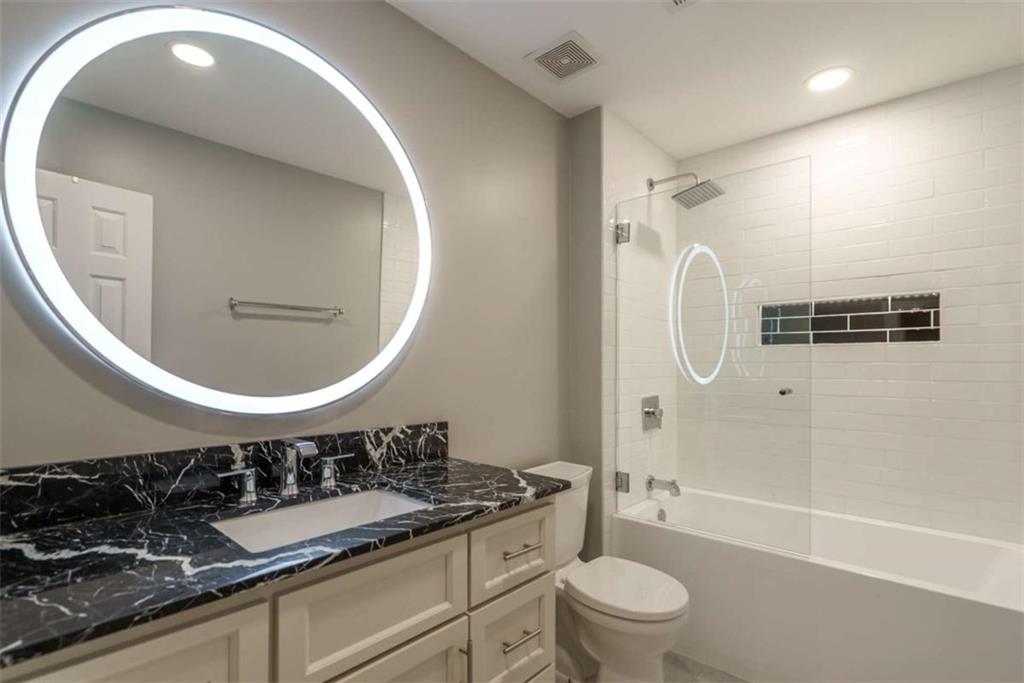5108 Baroque Circle