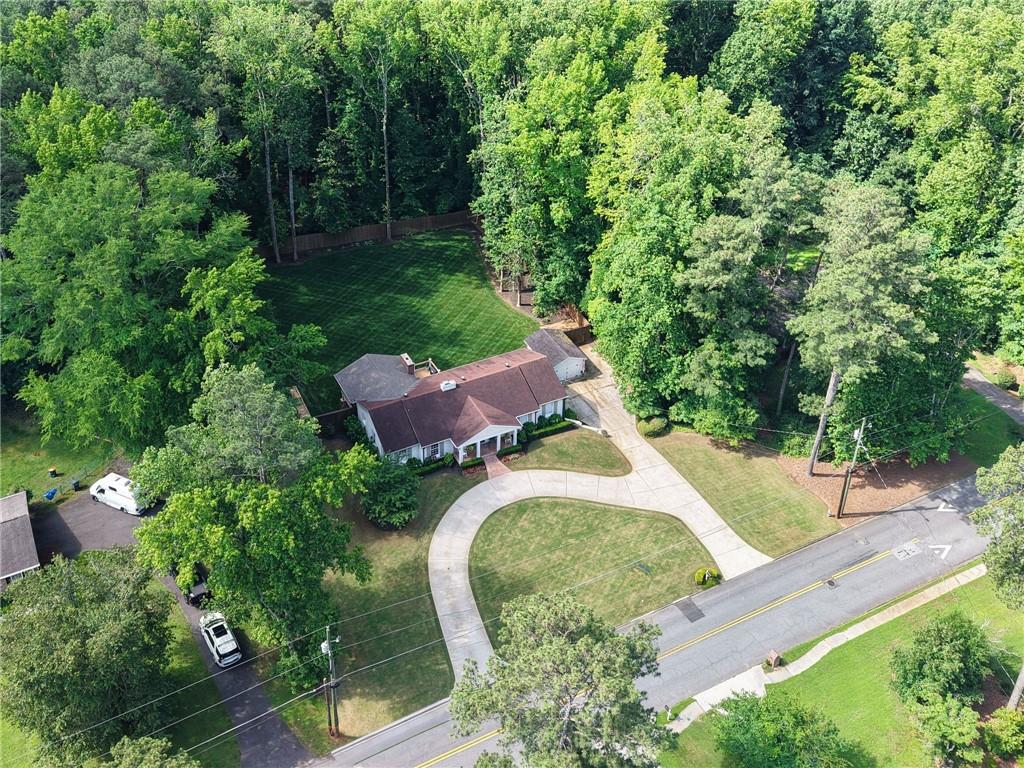 860 Hickory Drive SW