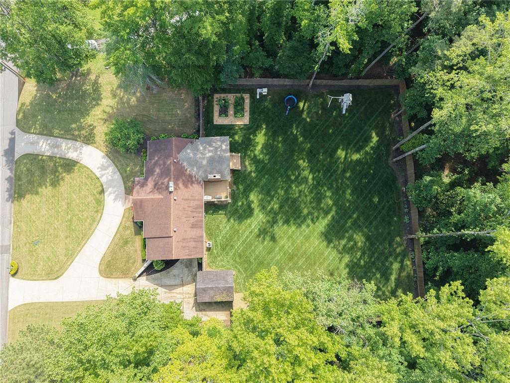 860 Hickory Drive SW