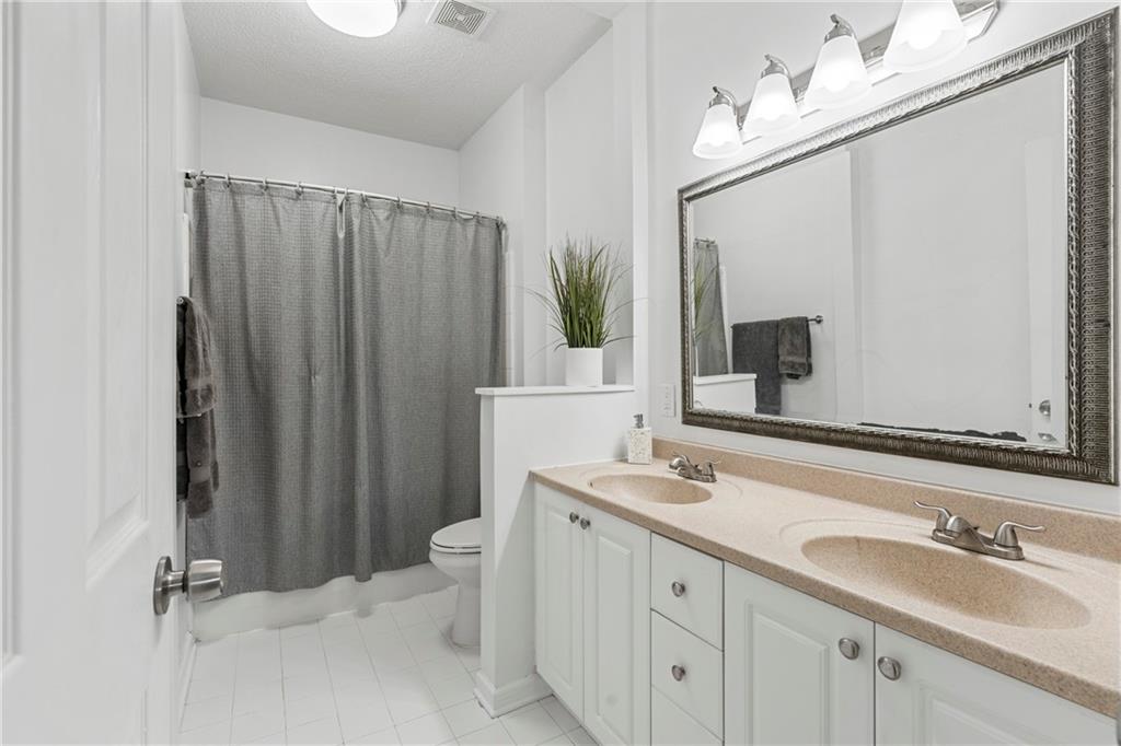 210 Spring Heights Lane SE Unit 2