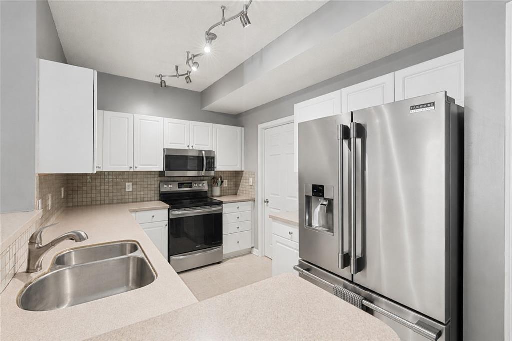 210 Spring Heights Lane SE Unit 2