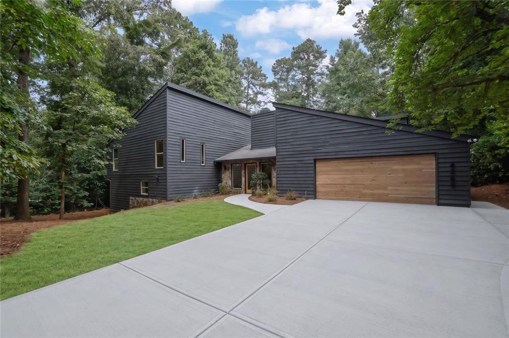 4260 Loch Highland Parkway NE
