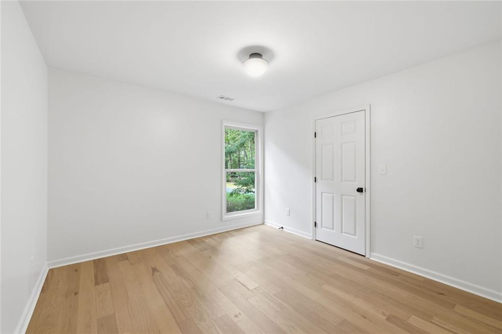 4260 Loch Highland Parkway NE