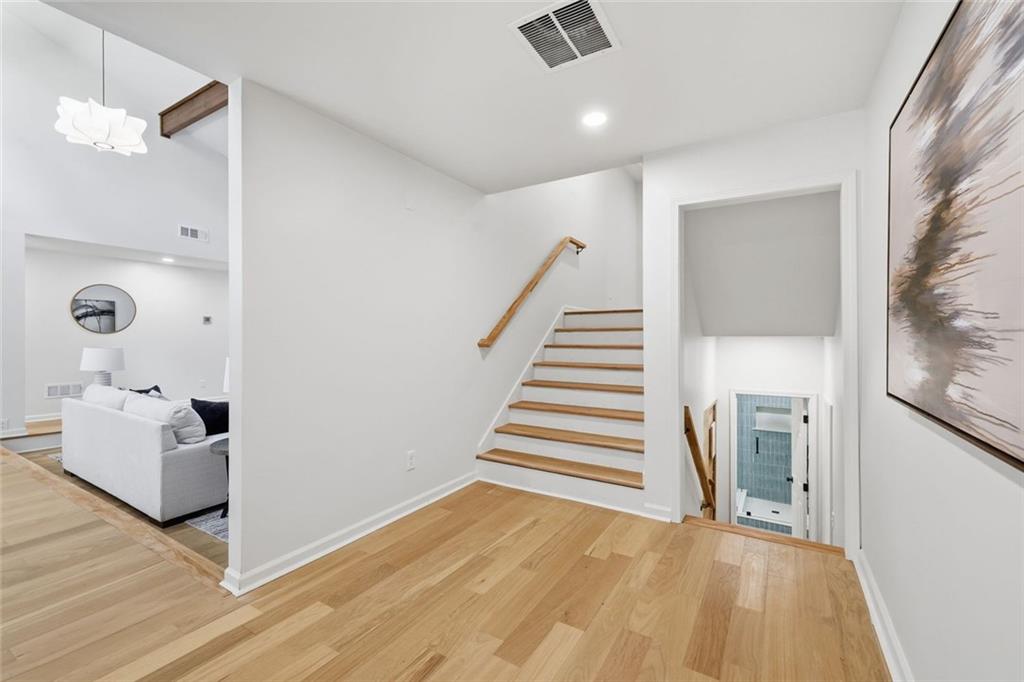 4260 Loch Highland Parkway NE