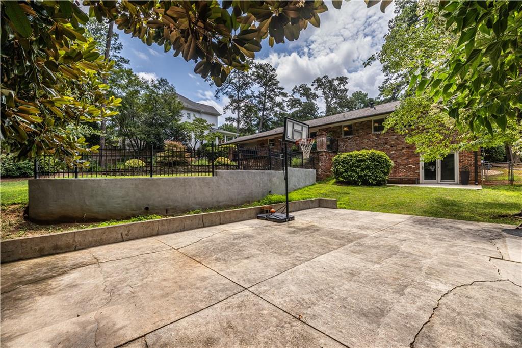 1890 Silvastone Drive
