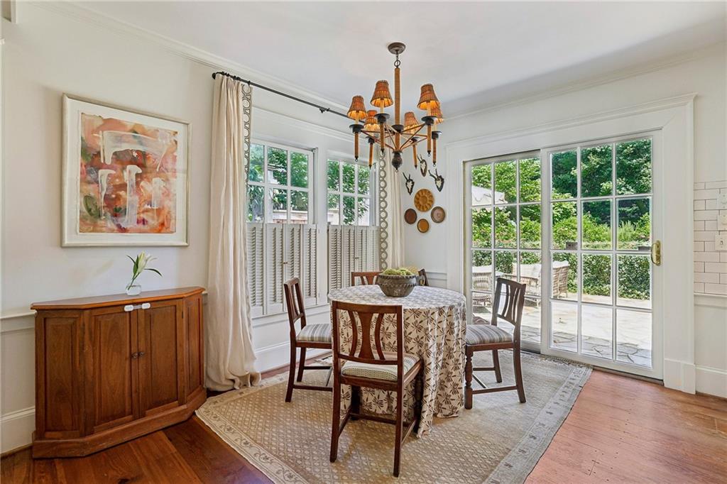 537 Spring Valley Road NW