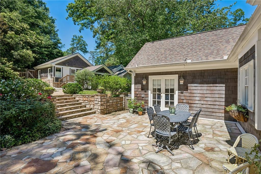 537 Spring Valley Road NW