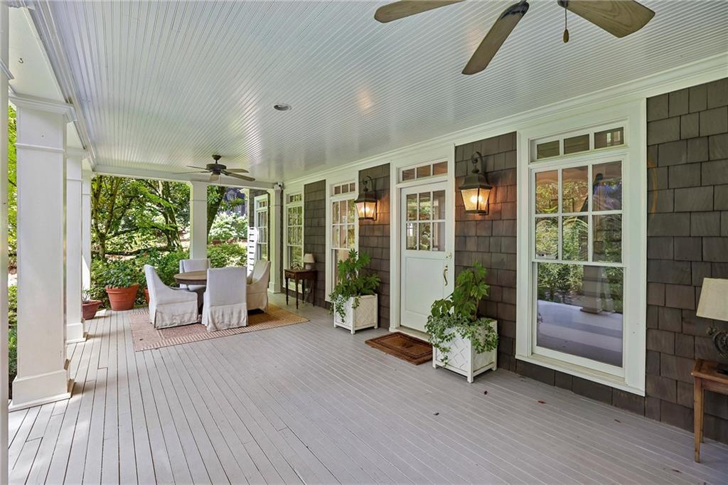 537 Spring Valley Road NW