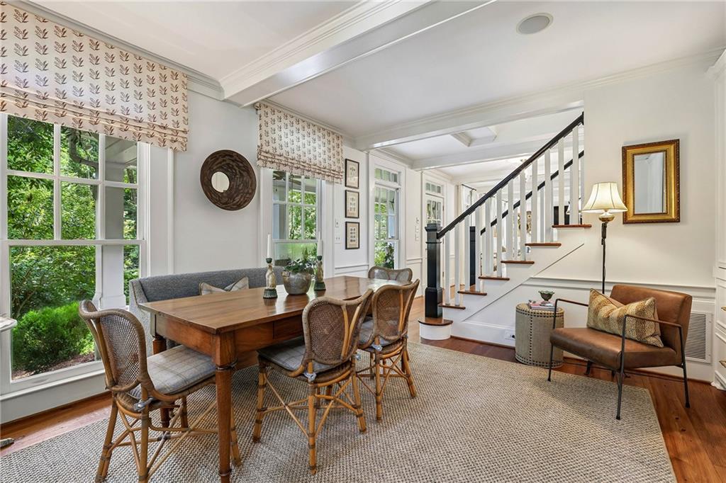 537 Spring Valley Road NW