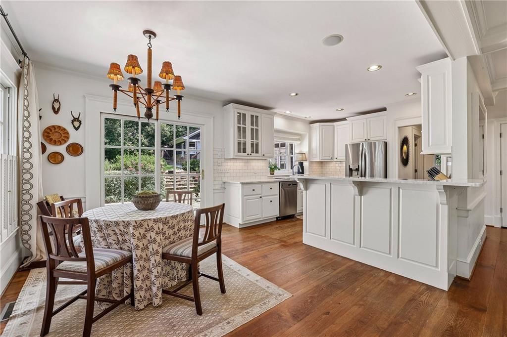 537 Spring Valley Road NW