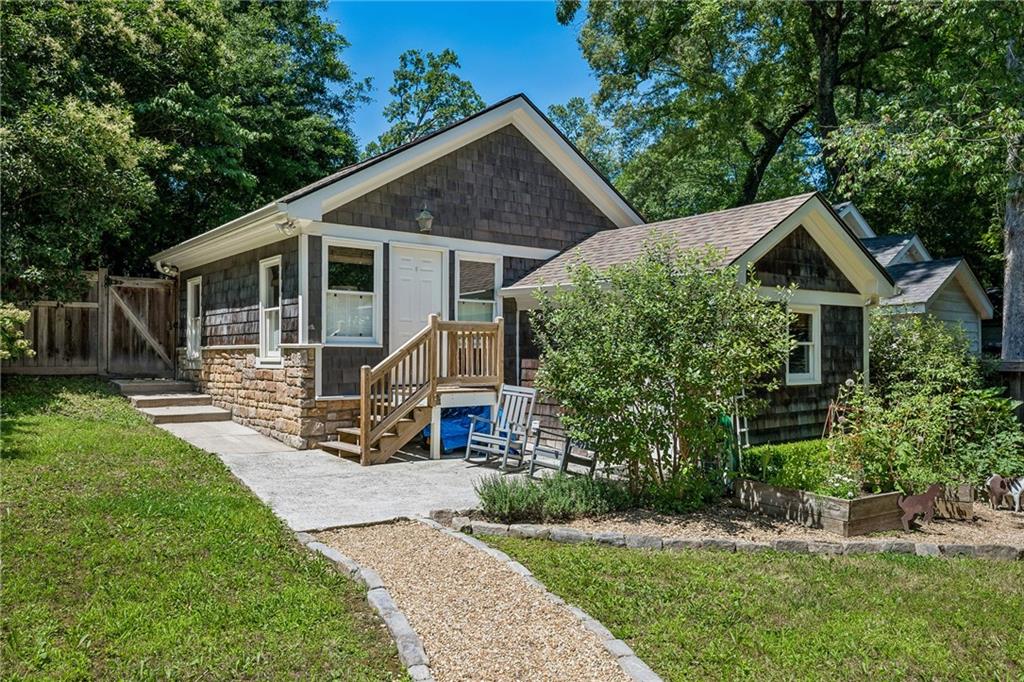 537 Spring Valley Road NW