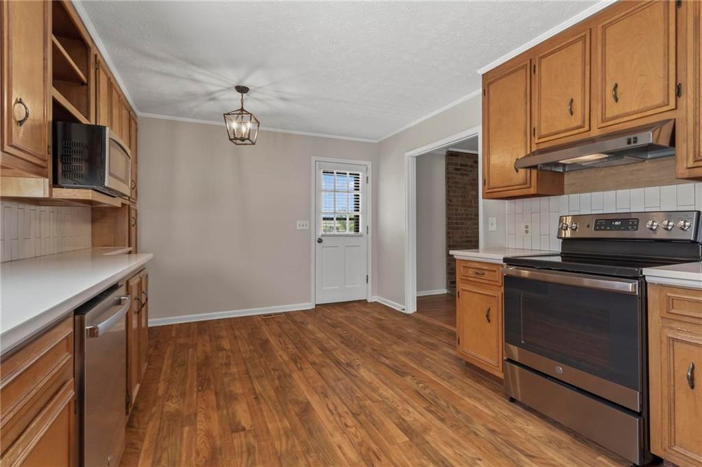 37 Skyview Circle