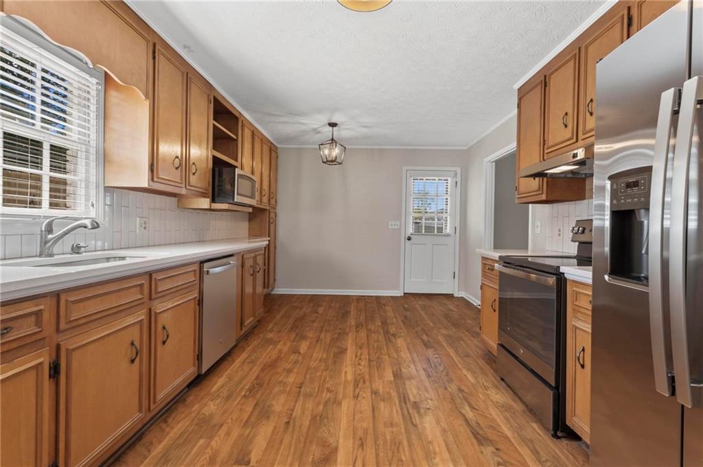 37 Skyview Circle