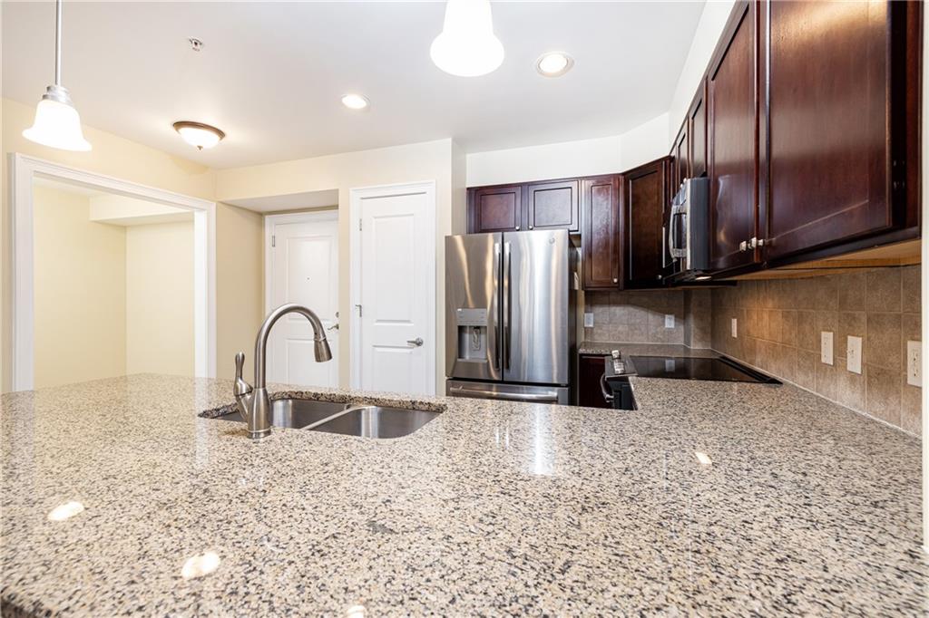 200 River Vista Drive Unit 506