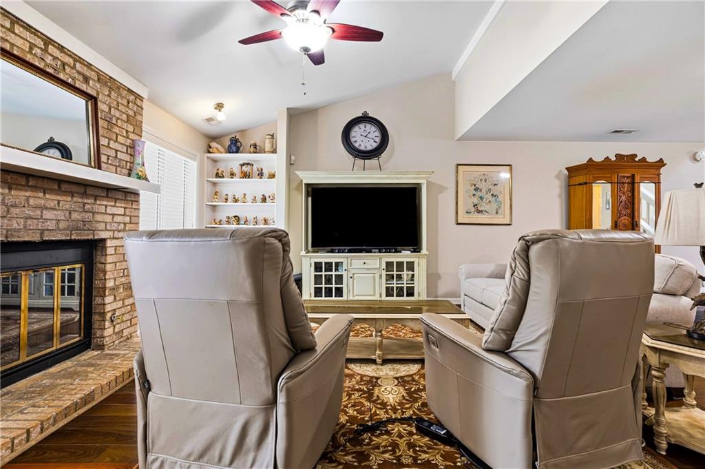 4132 Fawn Court