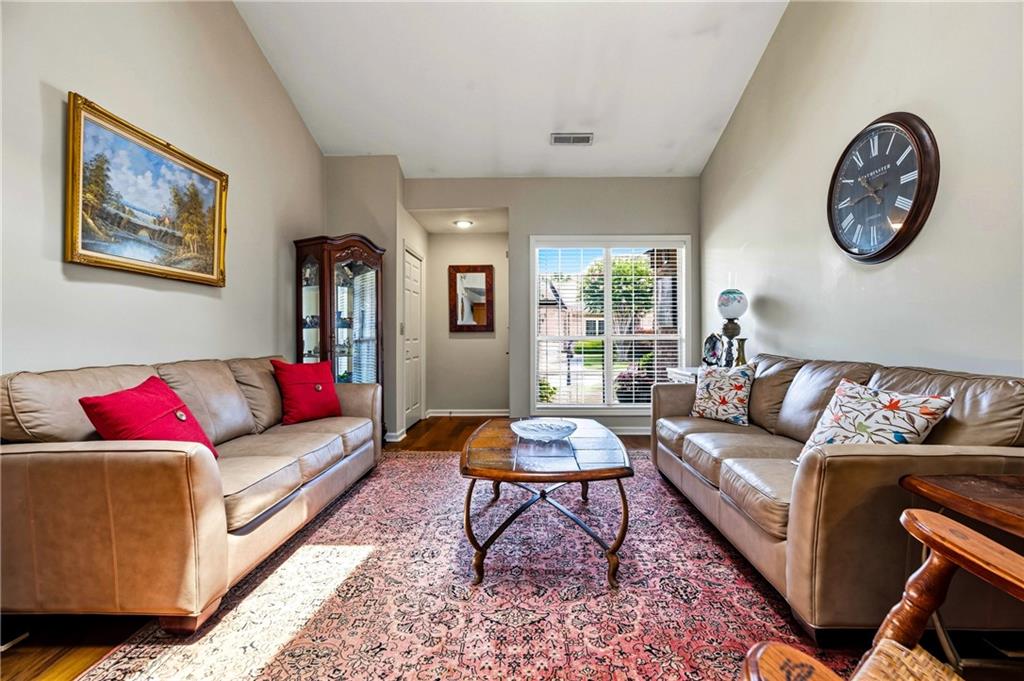 4132 Fawn Court