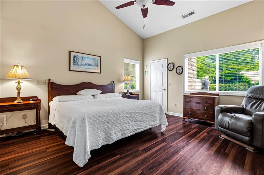 4132 Fawn Court