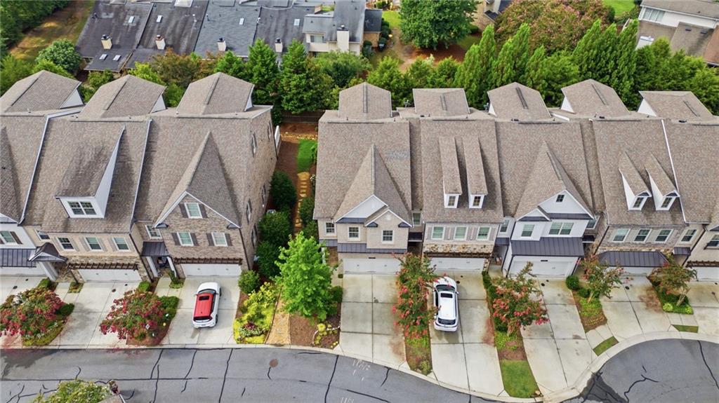 3948 Cliffmont Circle