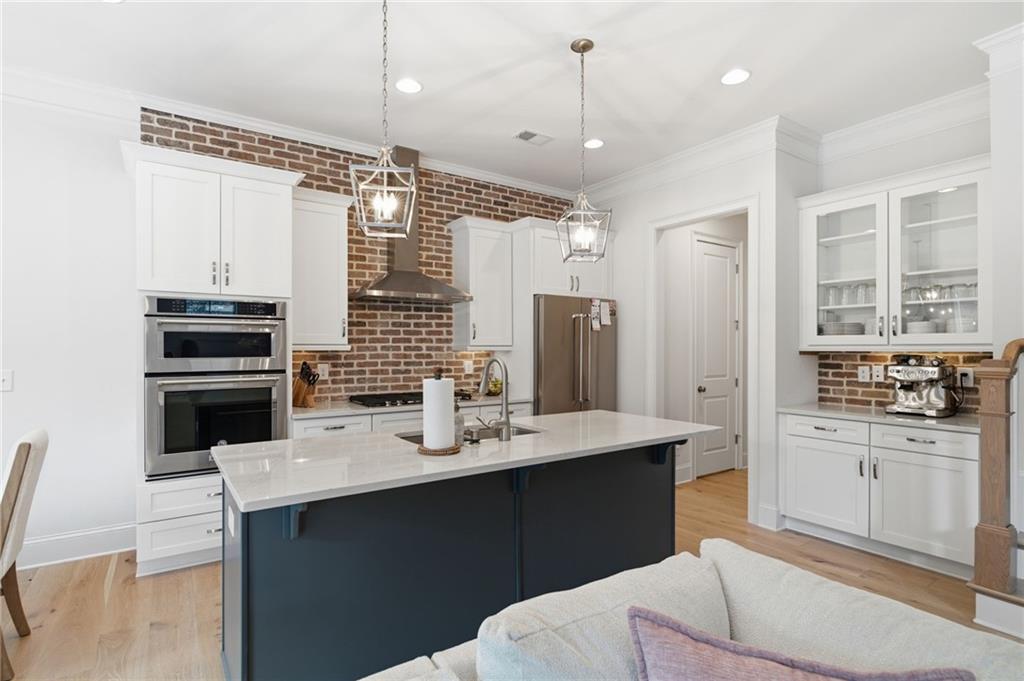 3948 Cliffmont Circle