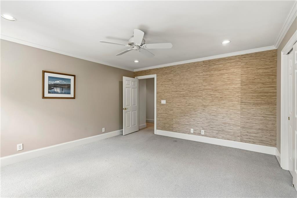 148 Parkside Lane