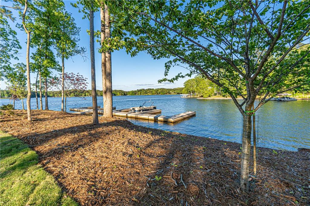 148 Parkside Lane