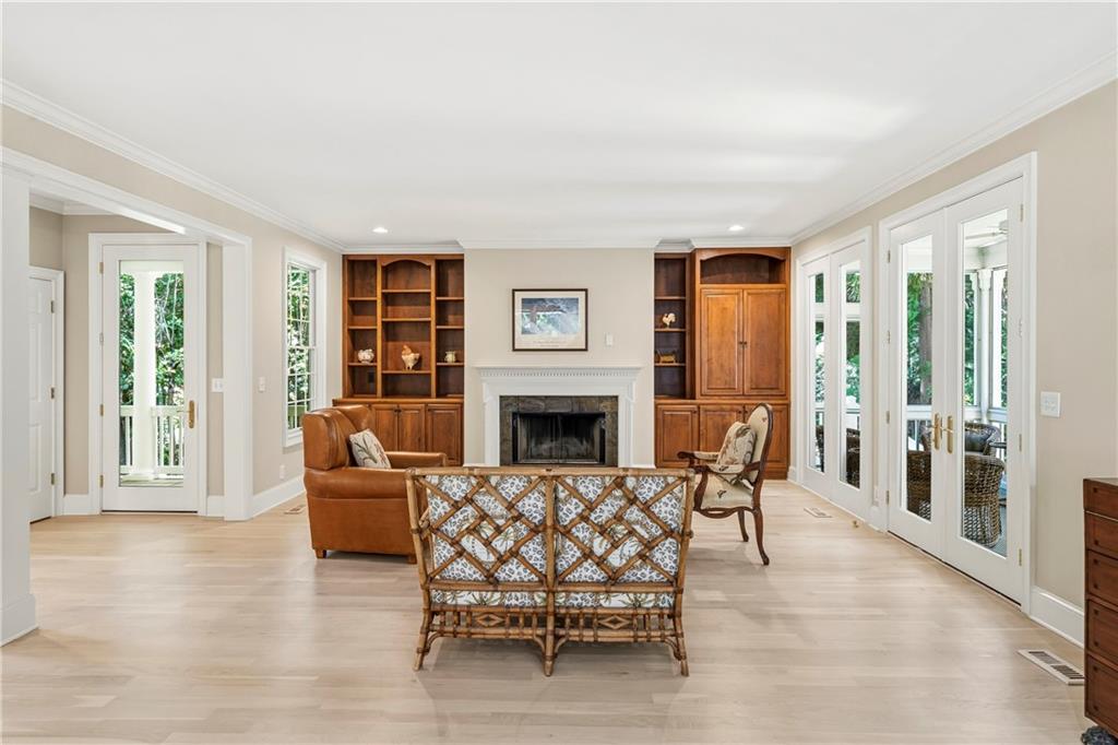 148 Parkside Lane