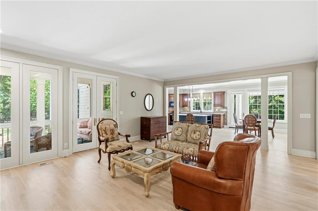 148 Parkside Lane