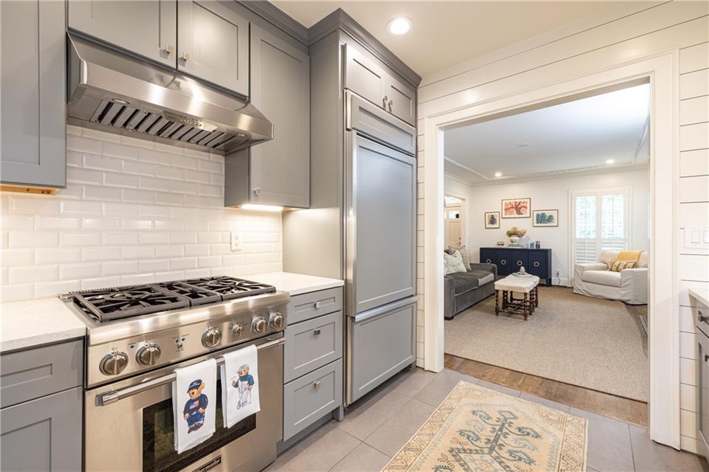 531 Spring Valley Road NW