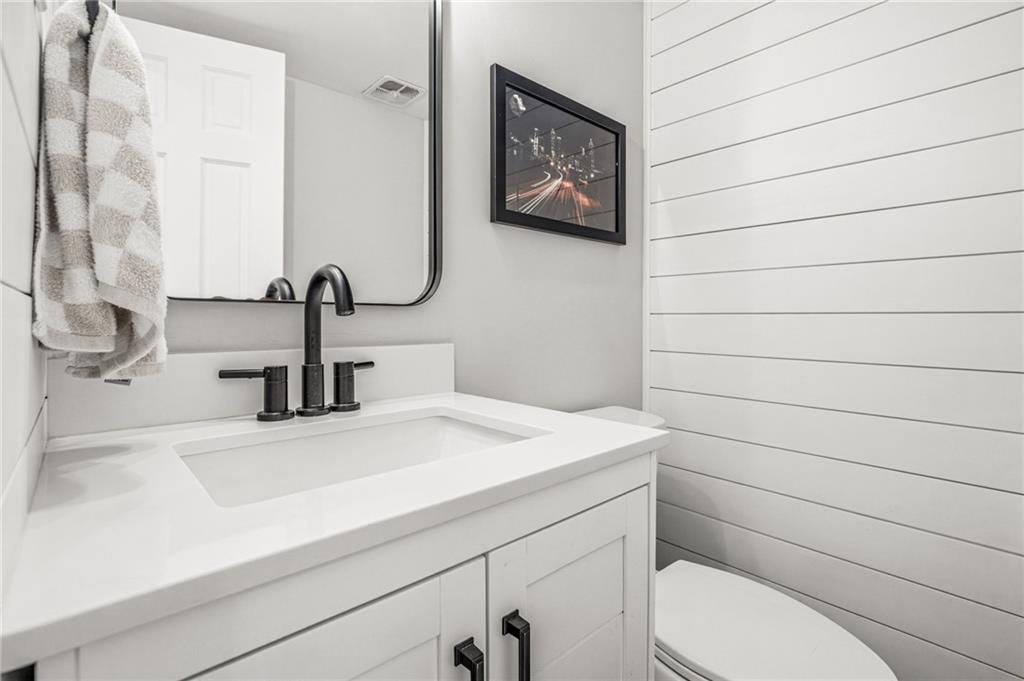 136 Peachtree Memorial Drive Unit VA3