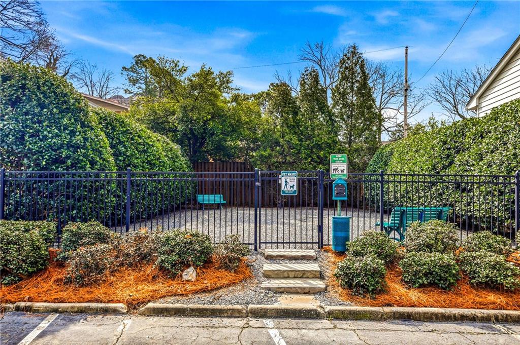 136 Peachtree Memorial Drive Unit VA3