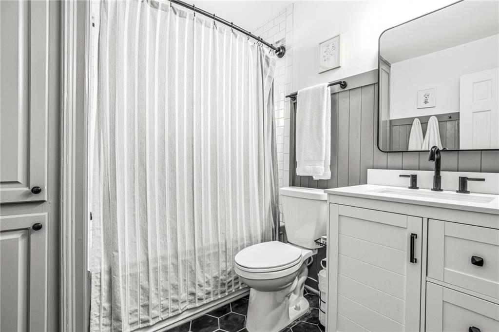 136 Peachtree Memorial Drive Unit VA3