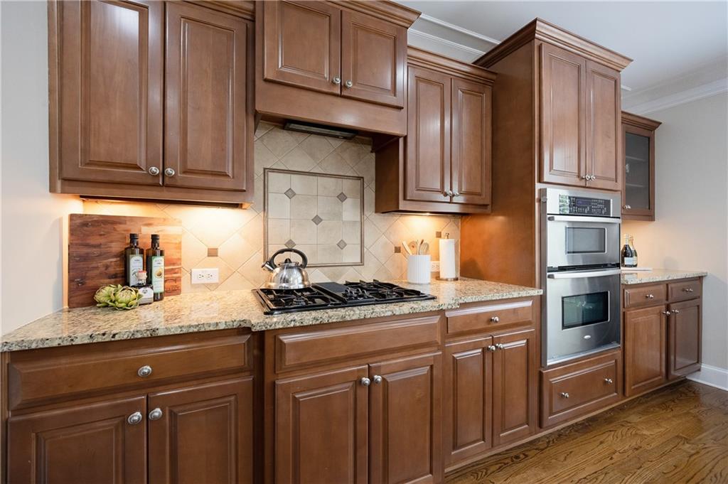 1852 Adagio Drive