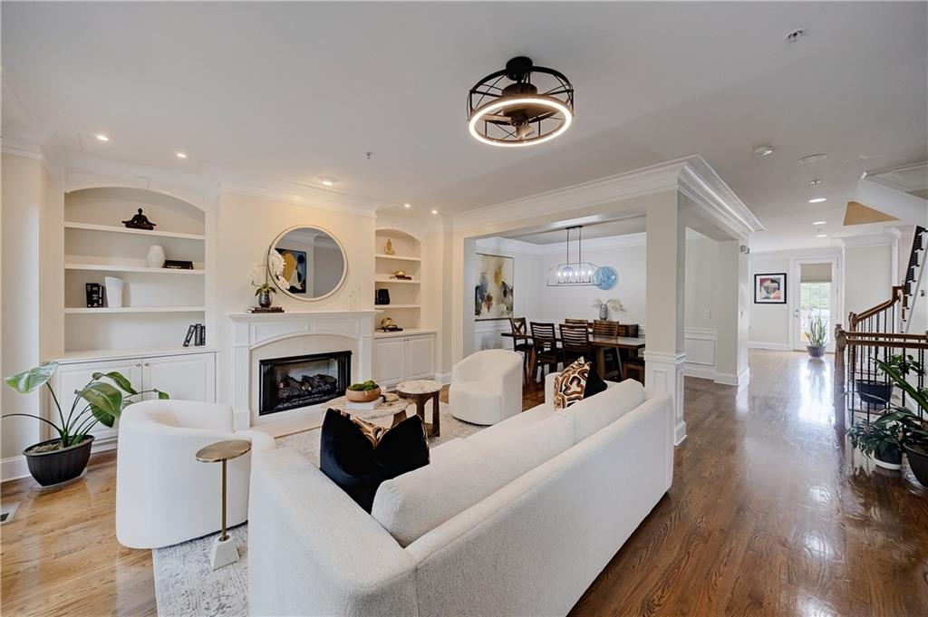 1852 Adagio Drive