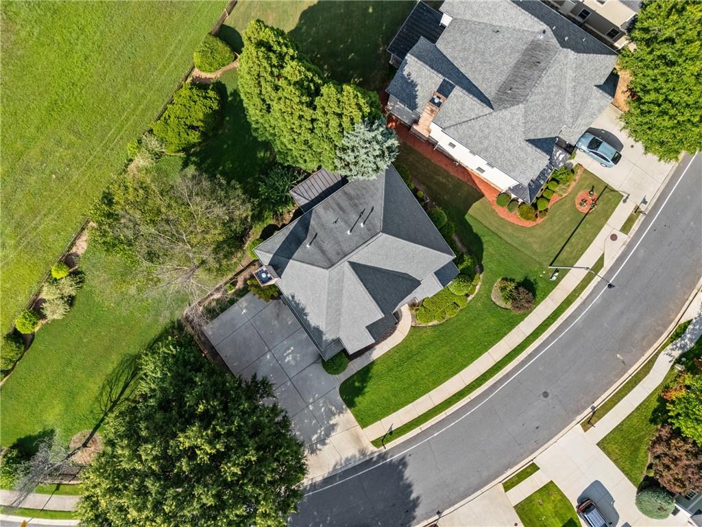 4095 Hill House Road SW