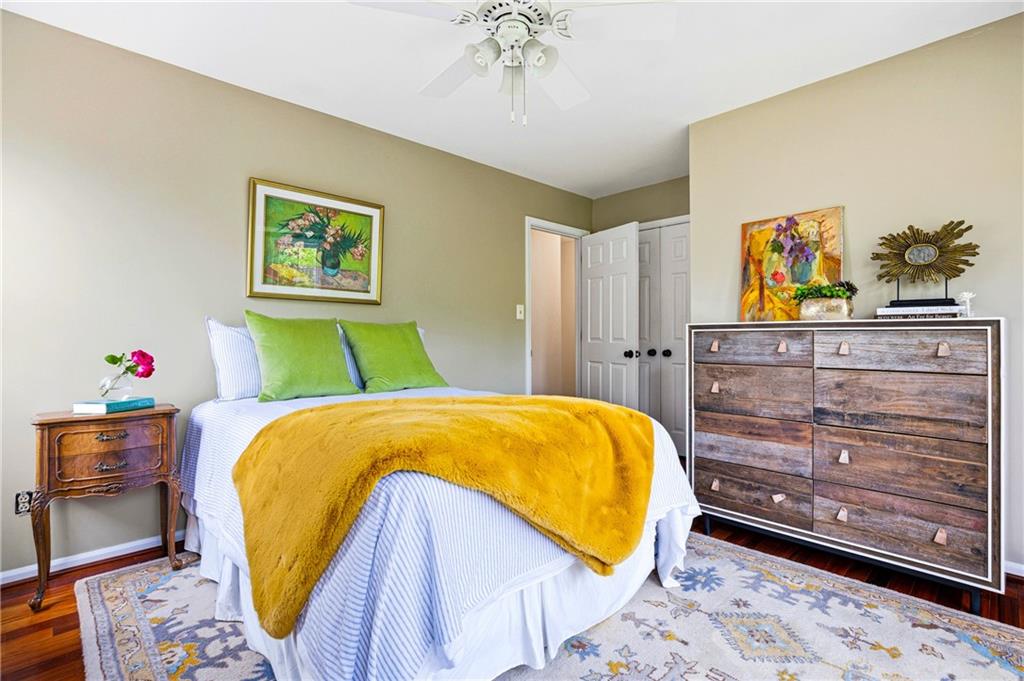 12 Honour Avenue NW Unit 7