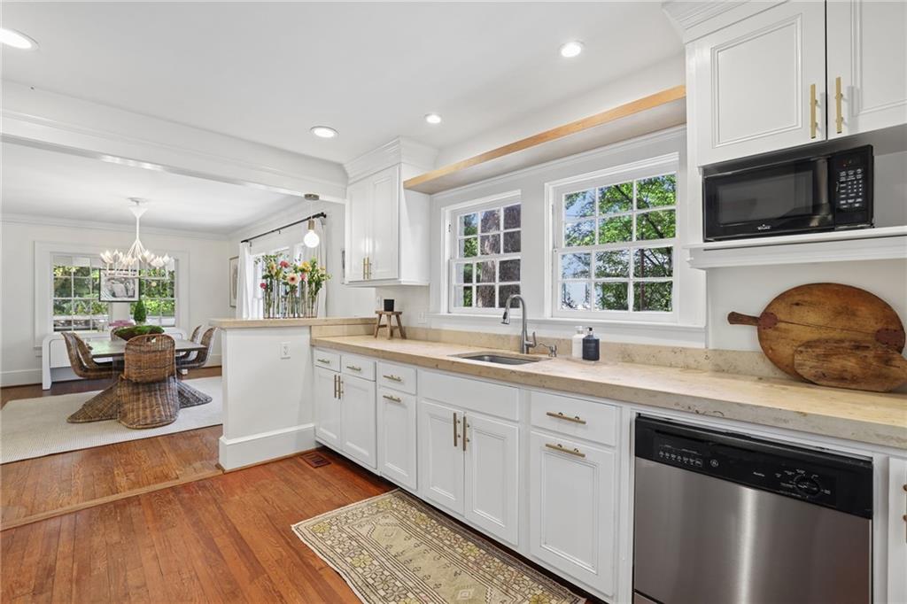 63 Honour Circle NW