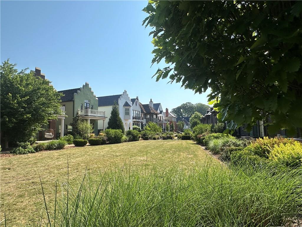 205 Kelmscott Lane