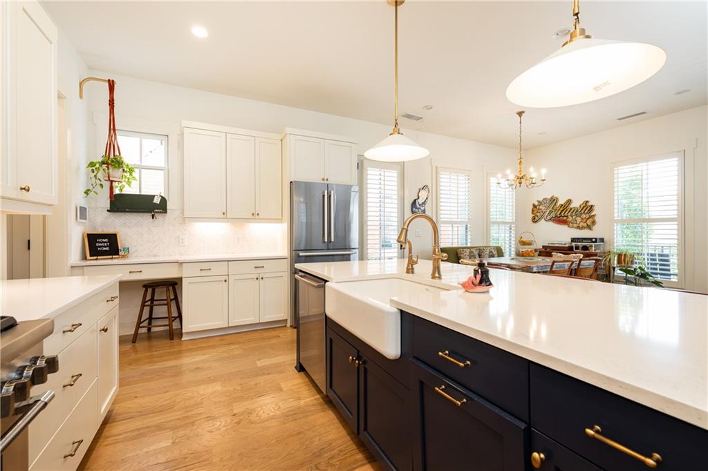 205 Kelmscott Lane