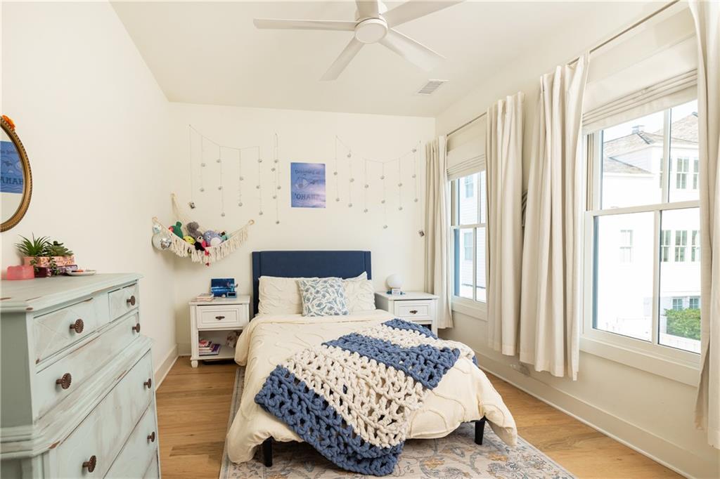 205 Kelmscott Lane